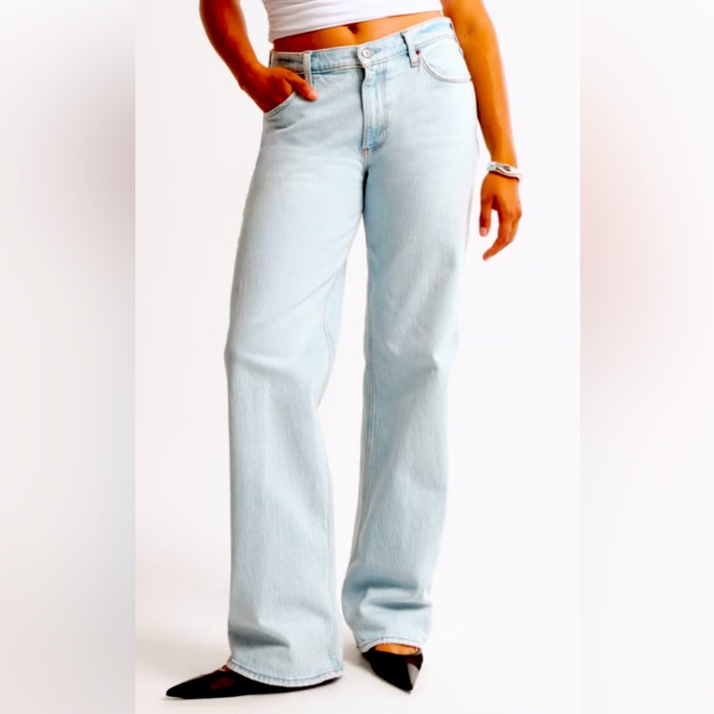 Abercrombie & Fitch Low Rise Baggy Jean
